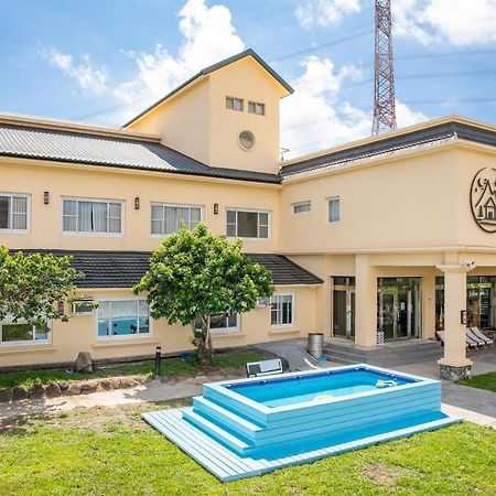 墾丁戀戀星辰湖畔莊園 星辰館 Hotel Longshui Ngoại thất bức ảnh